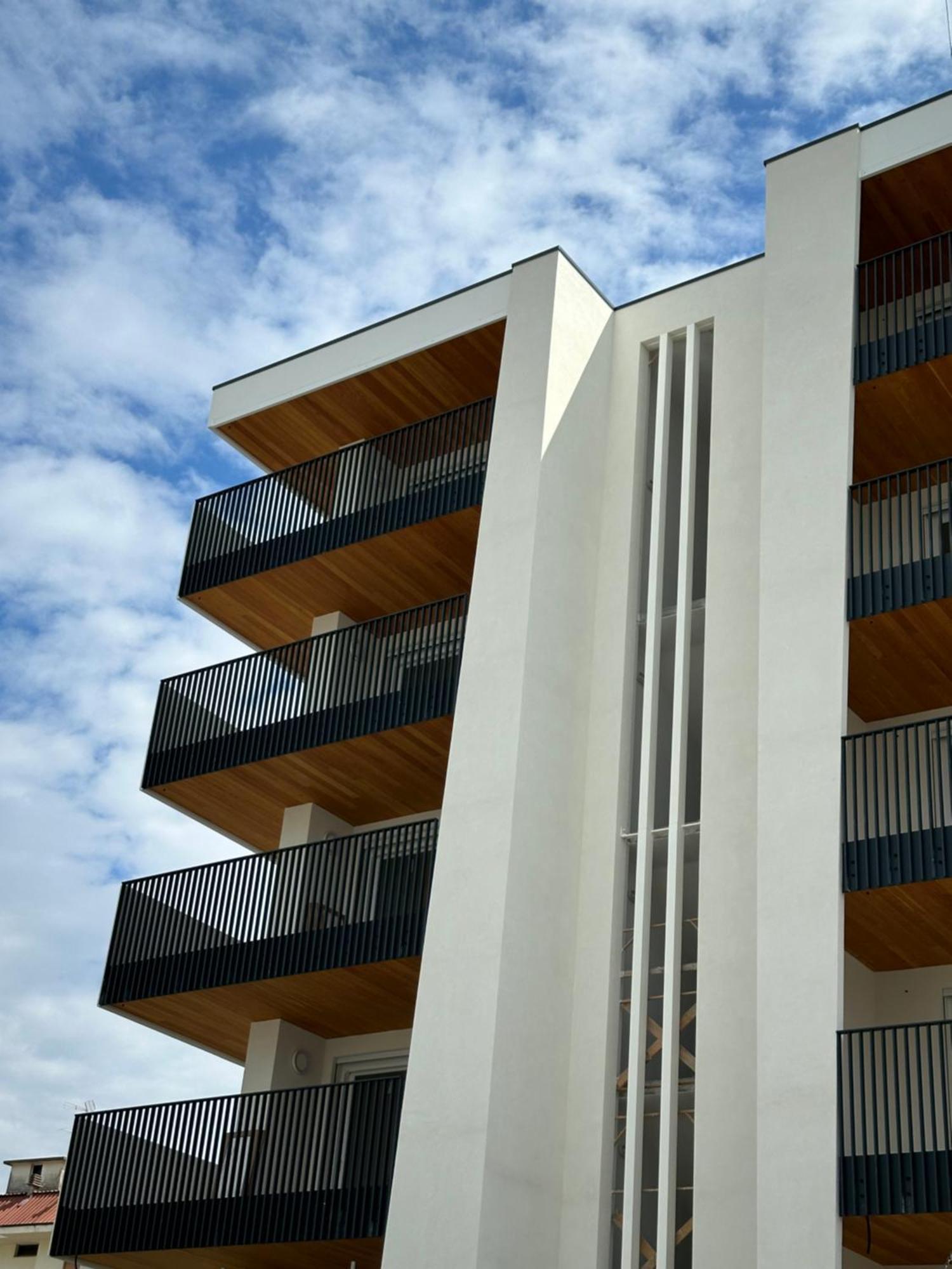 Beach Palace With Small Swimming Pool, Private Beach, Parking Jesolo Extérieur photo