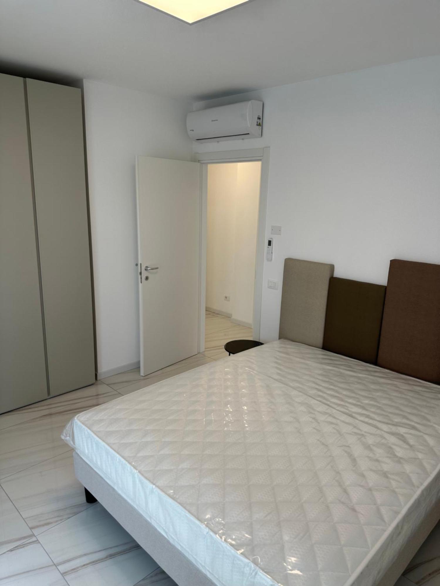 Beach Palace With Small Swimming Pool, Private Beach, Parking Jesolo Extérieur photo